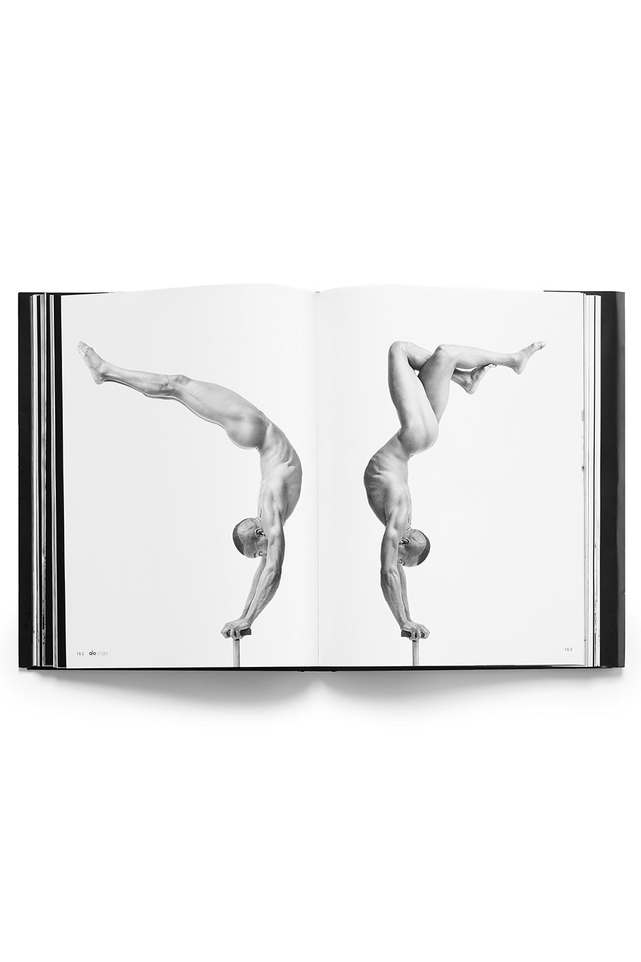 Naked Yoga, un livre signé ALO