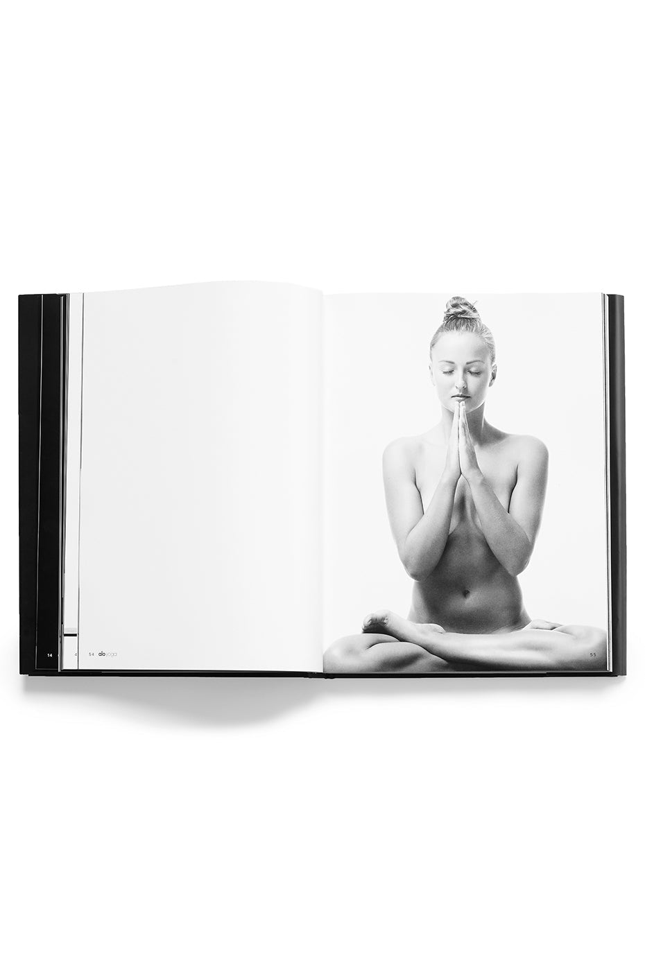 Naked Yoga, un livre signé ALO