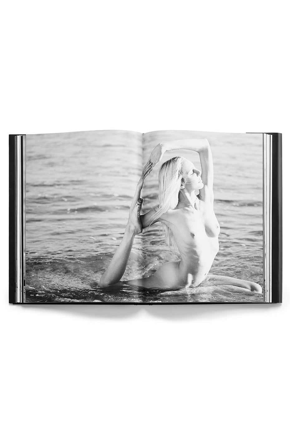 Naked Yoga, un livre signé ALO