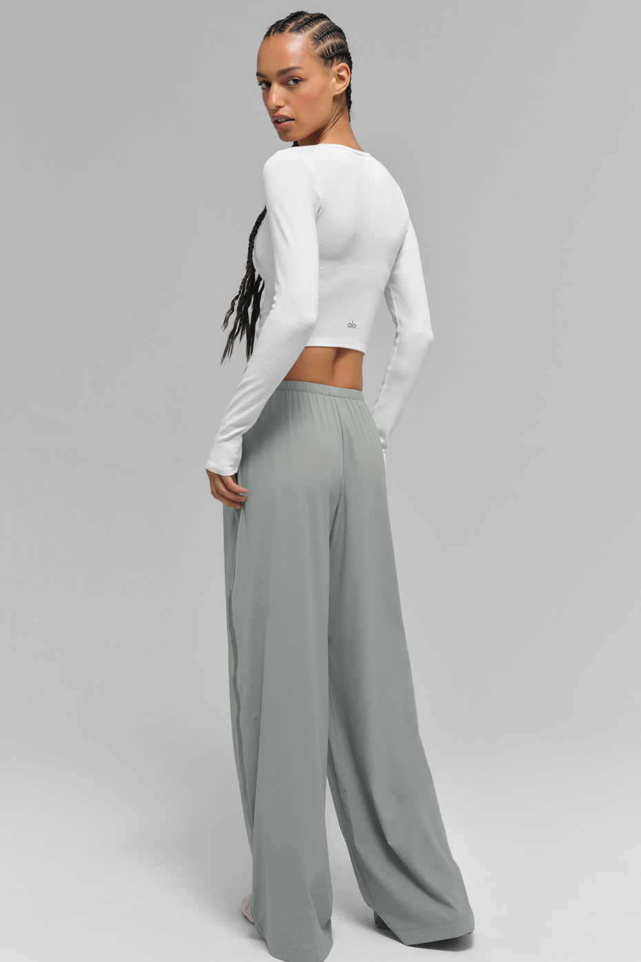 AloBreezy Wide Leg Pant (Long) - Lunar Grey